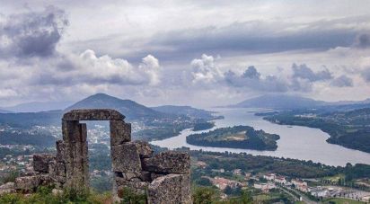 Terrain à bâtir à Loivo de 1 240 m²