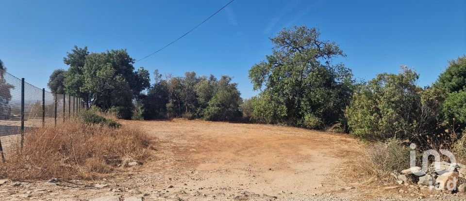Block of flats in Santa Bárbara de Nexe of 175 m²