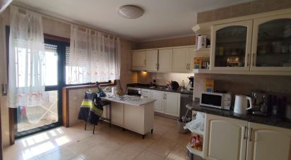 Appartement T3 à Grijó e Sermonde de 130 m²