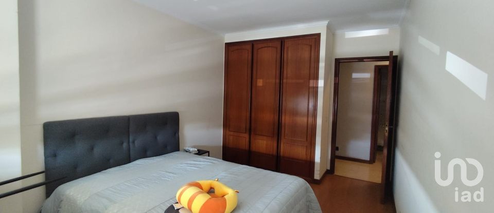 Apartamento T3 em Grijó e Sermonde de 130 m²