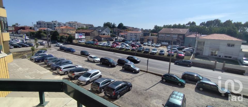 Apartamento T3 em Grijó e Sermonde de 130 m²