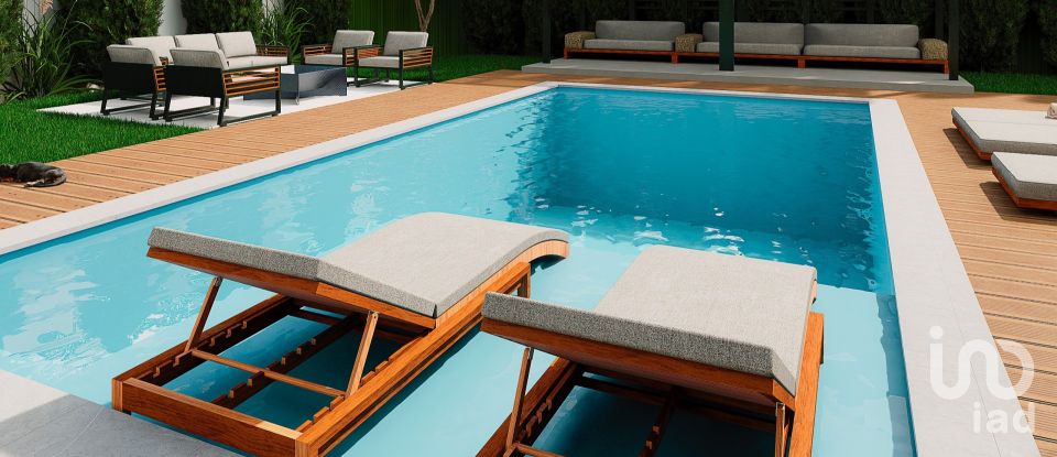 Maison T3 à Usseira de 218 m²