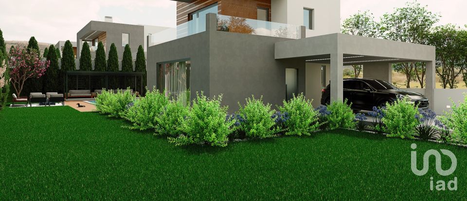 Maison T3 à Usseira de 218 m²