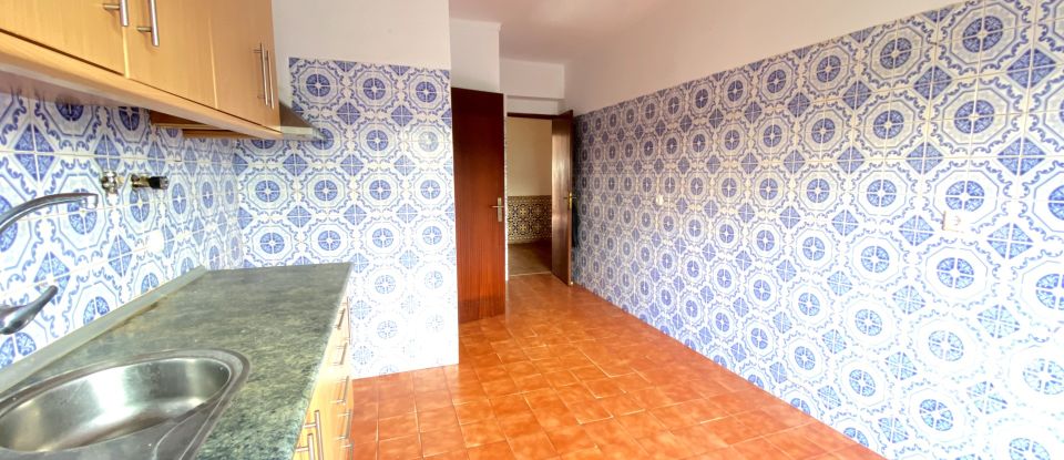 Apartment T3 in Rio de Mouro of 115 m²