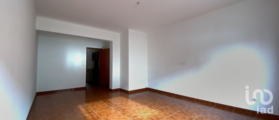 Apartment T3 in Rio de Mouro of 115 m²