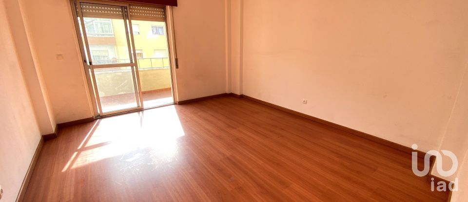 Apartment T3 in Rio de Mouro of 115 m²