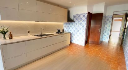 Appartement T3 à Rio de Mouro de 115 m²