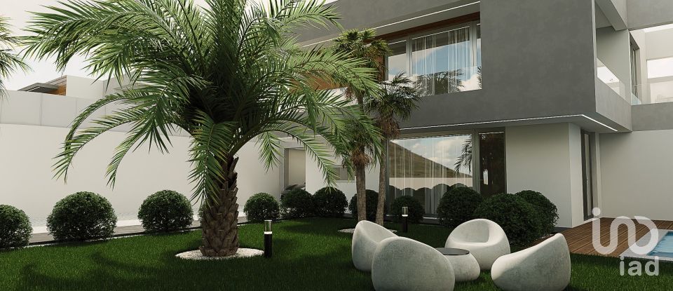 Maison T3 à Usseira de 218 m²