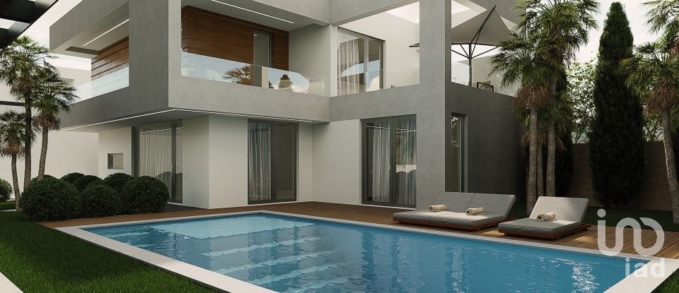 Maison T3 à Usseira de 218 m²