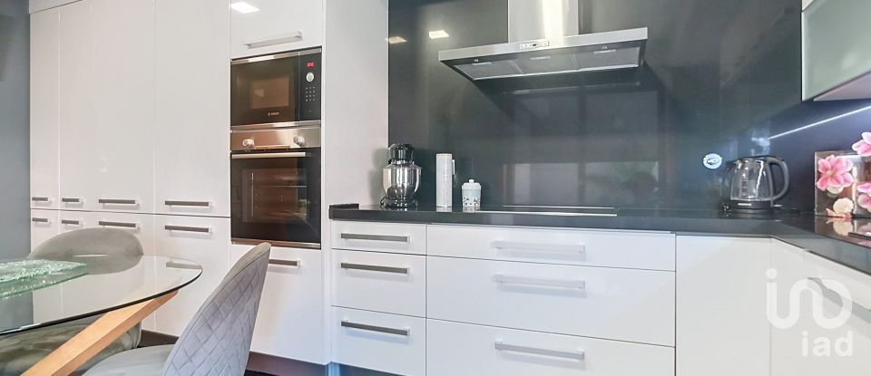 Moradia T4 em Arcozelo de 332 m²