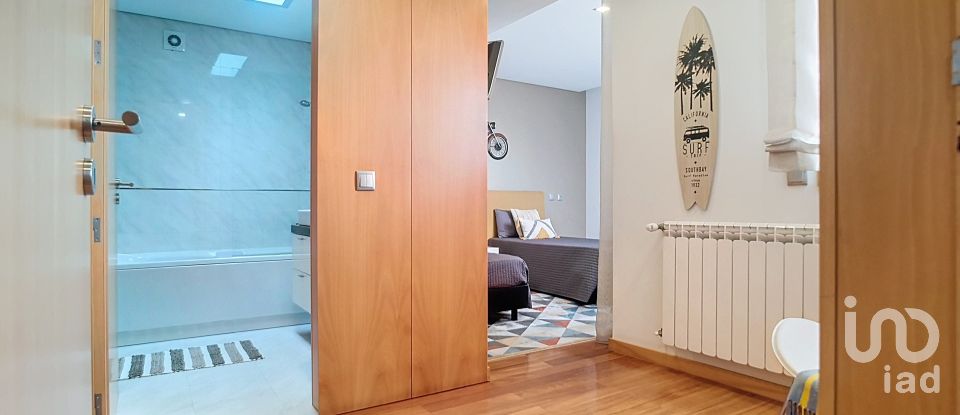 Moradia T4 em Arcozelo de 332 m²