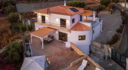 Maison T3 à Faro (Sé e São Pedro) de 280 m²