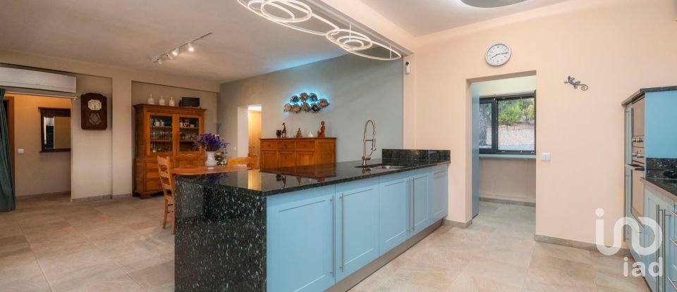 Maison T3 à Faro (Sé e São Pedro) de 280 m²