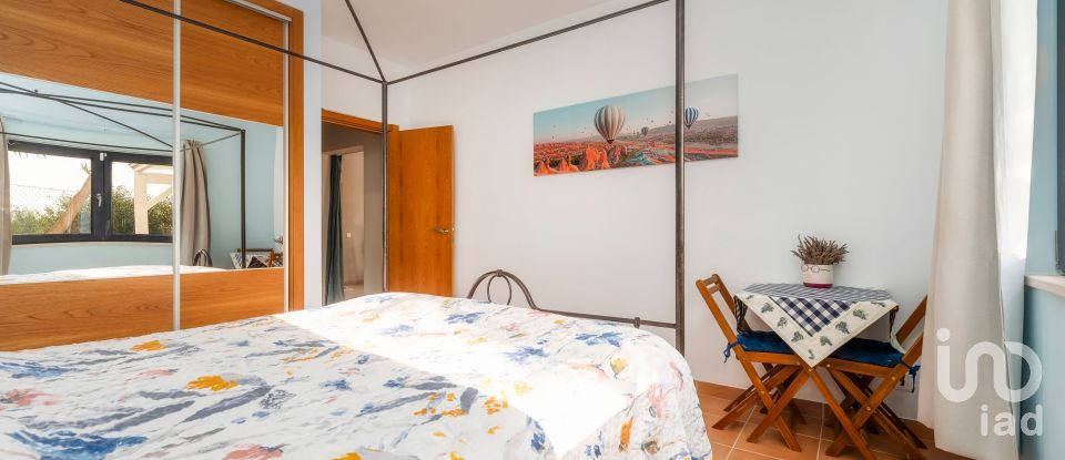 Maison T3 à Faro (Sé e São Pedro) de 280 m²