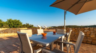 Maison T3 à Faro (Sé e São Pedro) de 280 m²