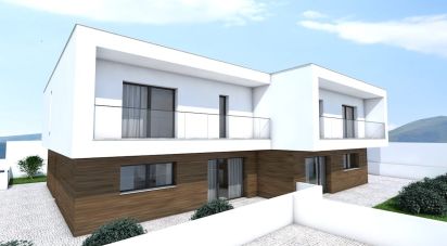 Terrain à Parceiros e Azoia de 725 m²