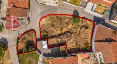 Terreno em Parceiros e Azoia de 725 m²