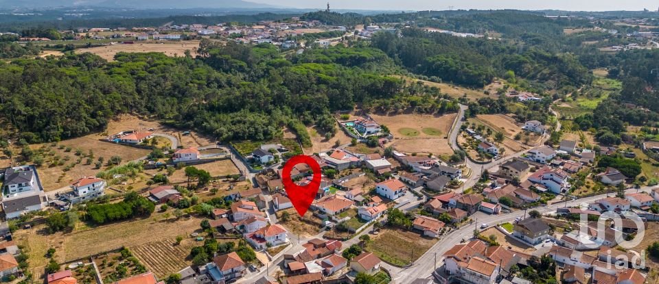 Terrain à Parceiros e Azoia de 725 m²