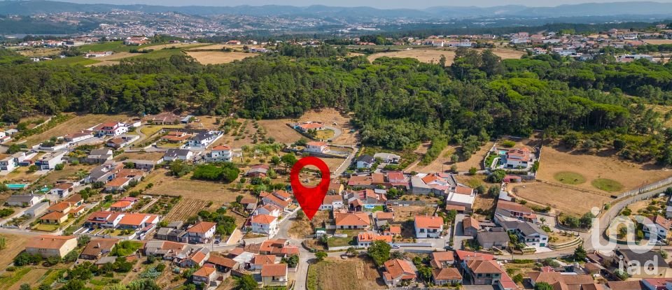 Terrain à Parceiros e Azoia de 725 m²