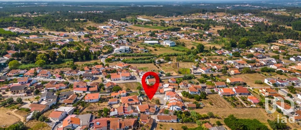 Terrain à Parceiros e Azoia de 725 m²