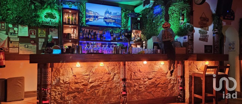 Boutique/Local commercial à Alvor de 86 m²