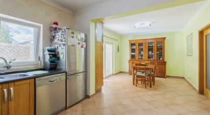 Maison T4 à Quinta do Anjo de 189 m²