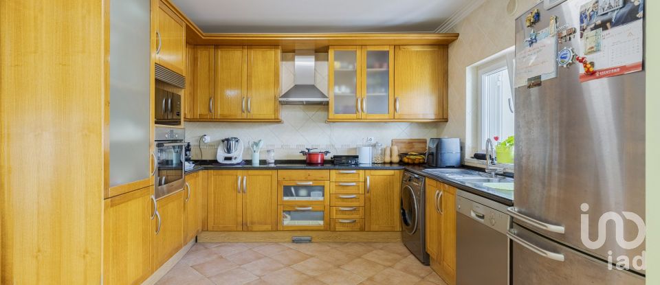 Moradia T4 em Quinta do Anjo de 189 m²