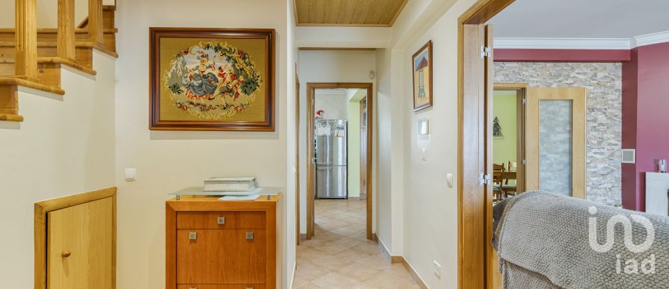 Moradia T4 em Quinta do Anjo de 189 m²