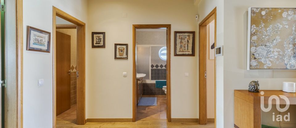 Moradia T4 em Quinta do Anjo de 189 m²