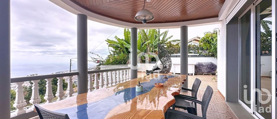 Maison T9 à Monte de 185 m²