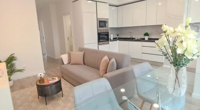 Apartment T3 in Benfica of 84 m²