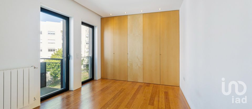 Apartment T3 in Matosinhos e Leça da Palmeira of 205 m²