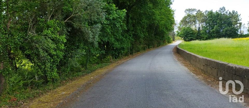 Terreno urbano em Cornes de 5 788 m²