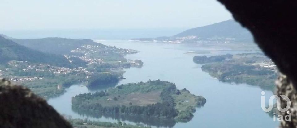 Building plot in Reboreda e Nogueira of 4,364 m²