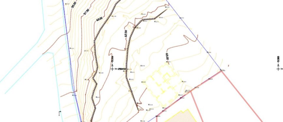 Village house T0 in Gondarém of 357 m²