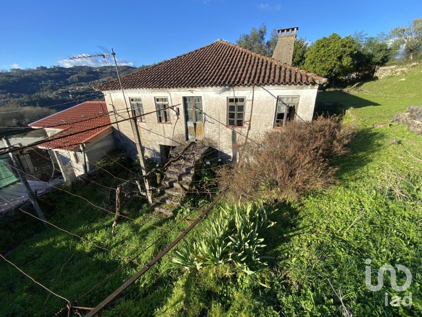 Village house T3 in Vale of 229 m²