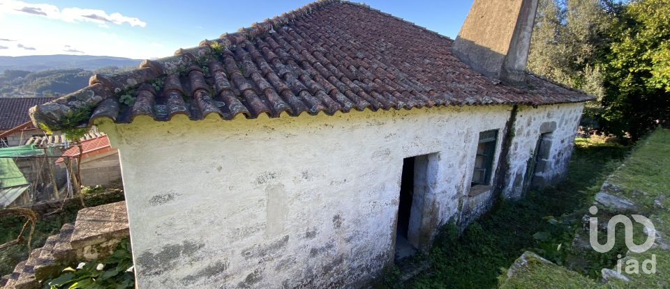 Village house T3 in Vale of 229 m²