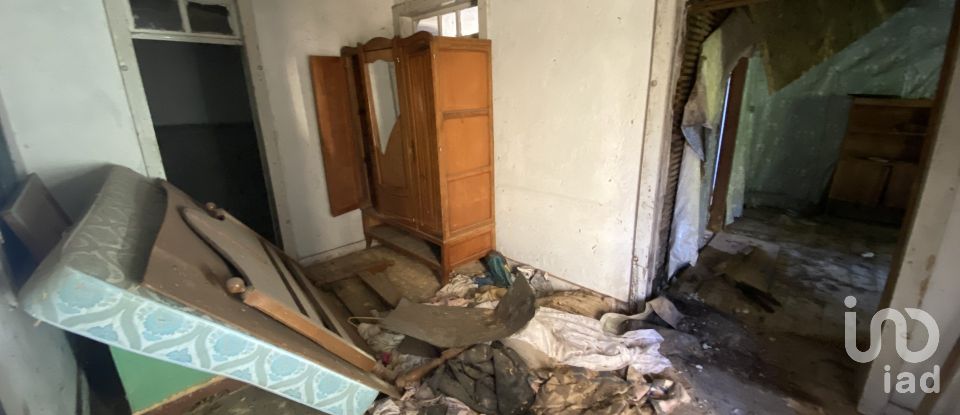 Village house T3 in Vale of 229 m²