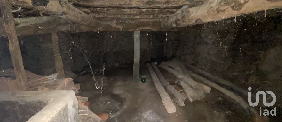 Village house T3 in Vale of 229 m²