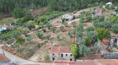 Maison de village T3 à Podentes de 140 m²