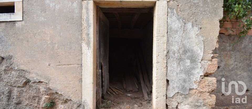 Maison de village T3 à Podentes de 140 m²