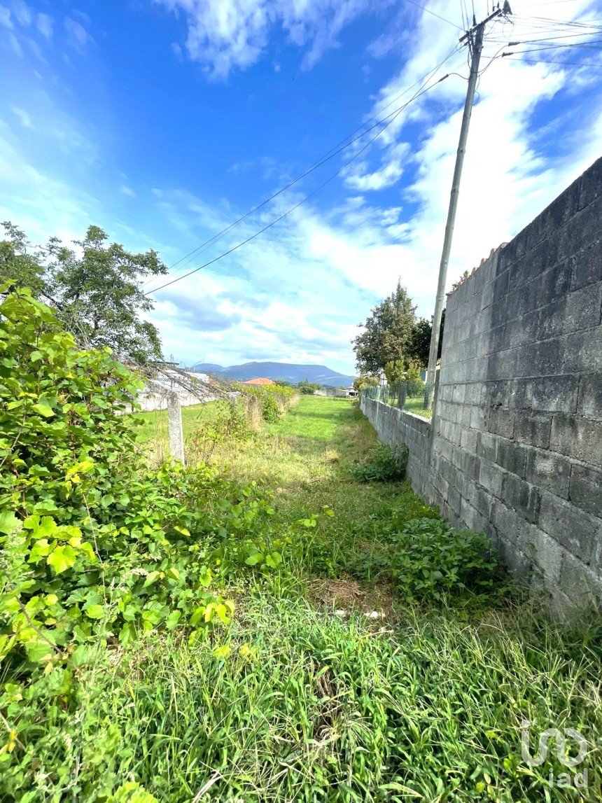 Land in Geraz Do Lima (Santa Maria, Santa Leocádia E Moreira) E Deão of 1,475 m²