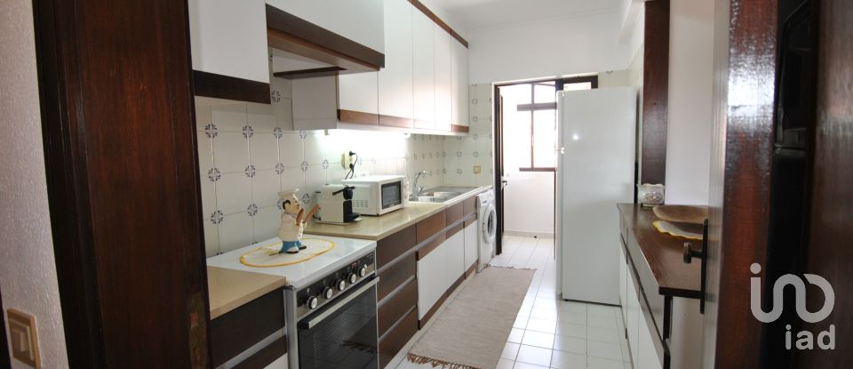 Apartment T2 in Albufeira e Olhos de Água of 92 m²