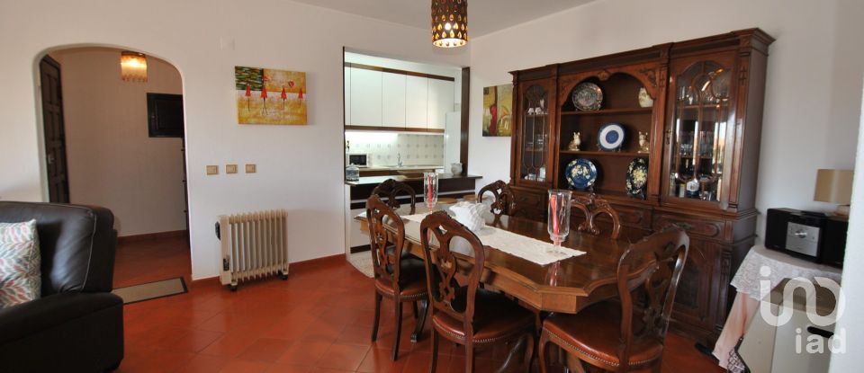 Apartment T2 in Albufeira e Olhos de Água of 92 m²