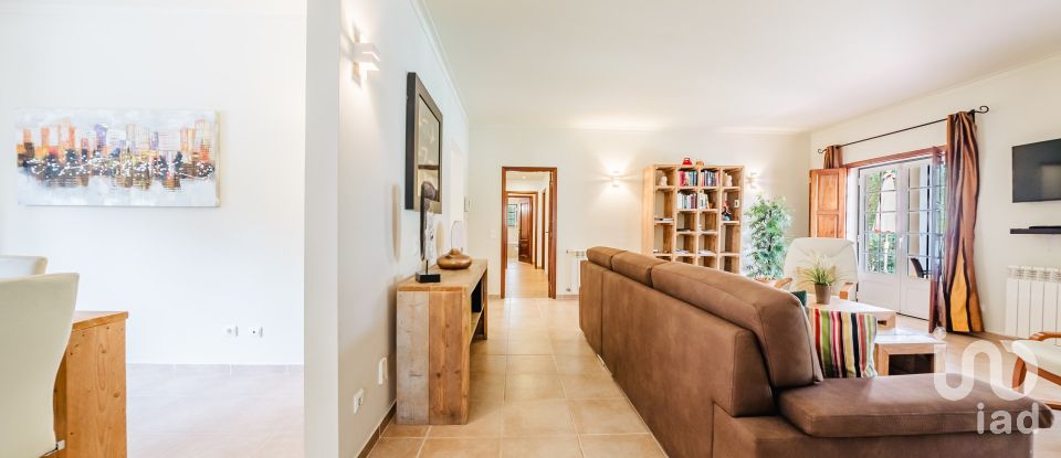 Moradia T5 em Salir de Matos de 250 m²