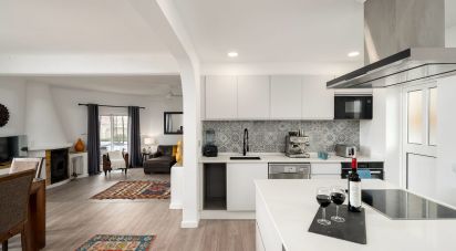 Moradia T4 em Lagoa e Carvoeiro de 180 m²