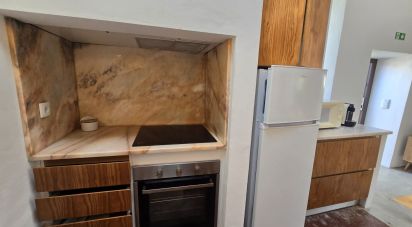 Maison T2 à Encarnação de 146 m²