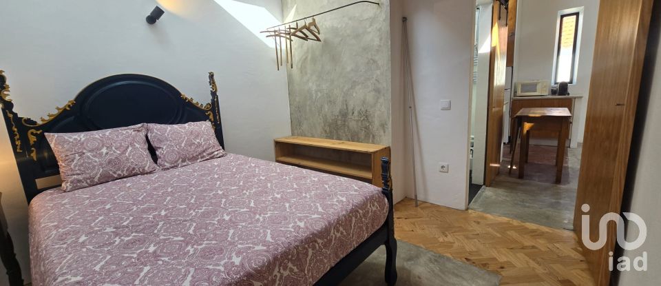 Moradia T2 em Encarnação de 146 m²