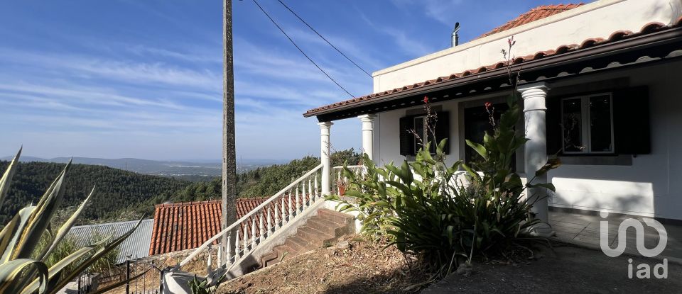 Maison T2 à Cumeeira de 155 m²