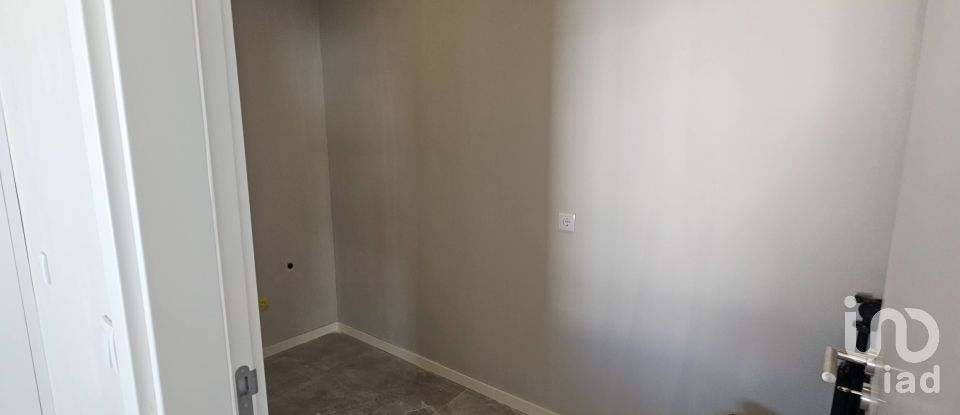 House T4 in Azeitão (São Lourenço e São Simão) of 243 m²